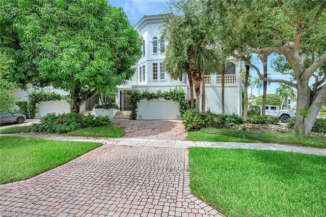 $14,000 | 1004 5th Street South, Unit 502, Naples, FL 34102