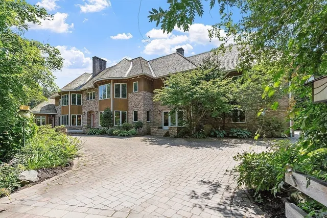 $5,990,000 | 16 Solomon Pierce Road, Lexington, MA 02420