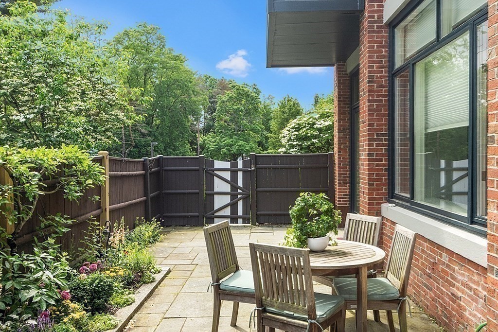 100 Keyes Road, Unit 215 Concord, MA 01742 - Photo 20 of 24 Gallery Image 20
