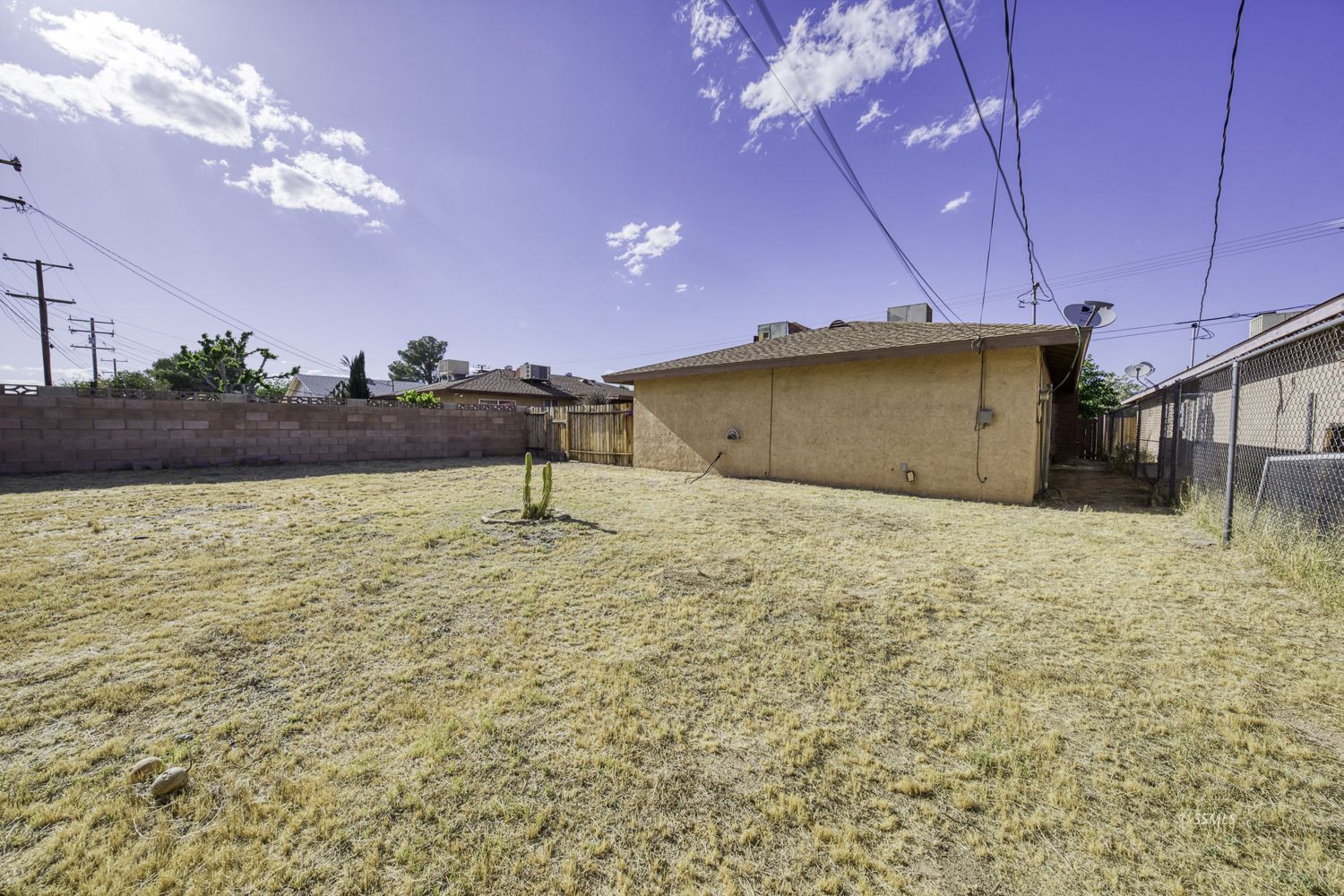 705 West Graaf Avenue Ridgecrest, CA 93555 - Photo 23 of 24
