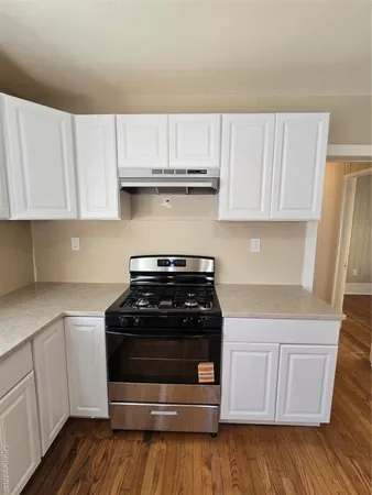 $2,300 | 25 Roosevelt Avenue, Unit 2, Poughkeepsie, NY 12601