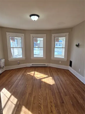 $2,300 | 25 Roosevelt Avenue, Unit 2, Poughkeepsie, NY 12601