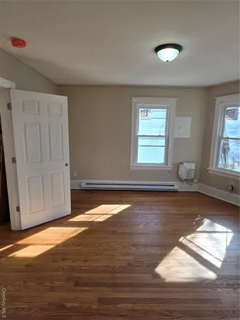 $2,300 | 25 Roosevelt Avenue, Unit 2, Poughkeepsie, NY 12601