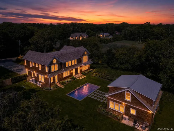 $4,200,000 | 161 South Road, Westhampton, NY 11977