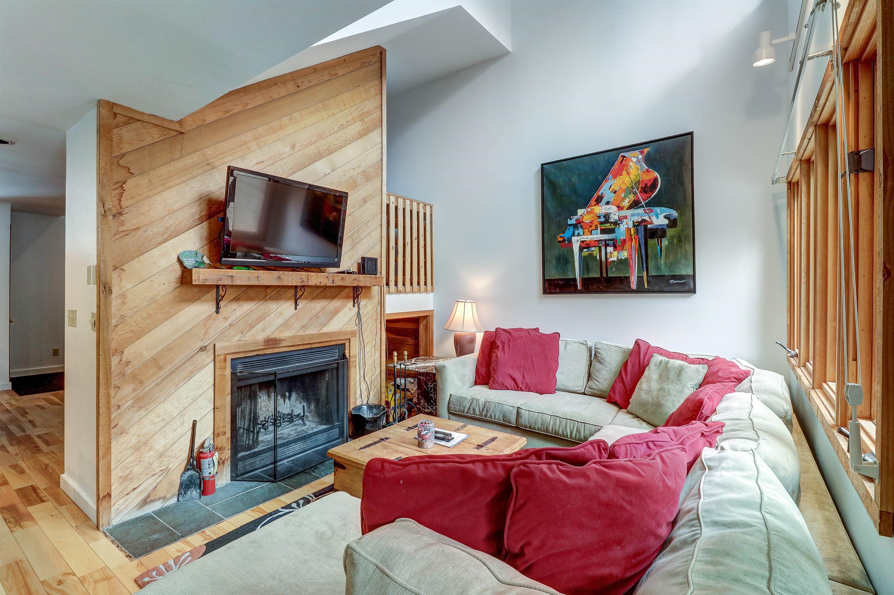 232 Grand Hollow Road, Unit 12 Warren, VT 05674 - Photo 19 of 38 Gallery Image 19