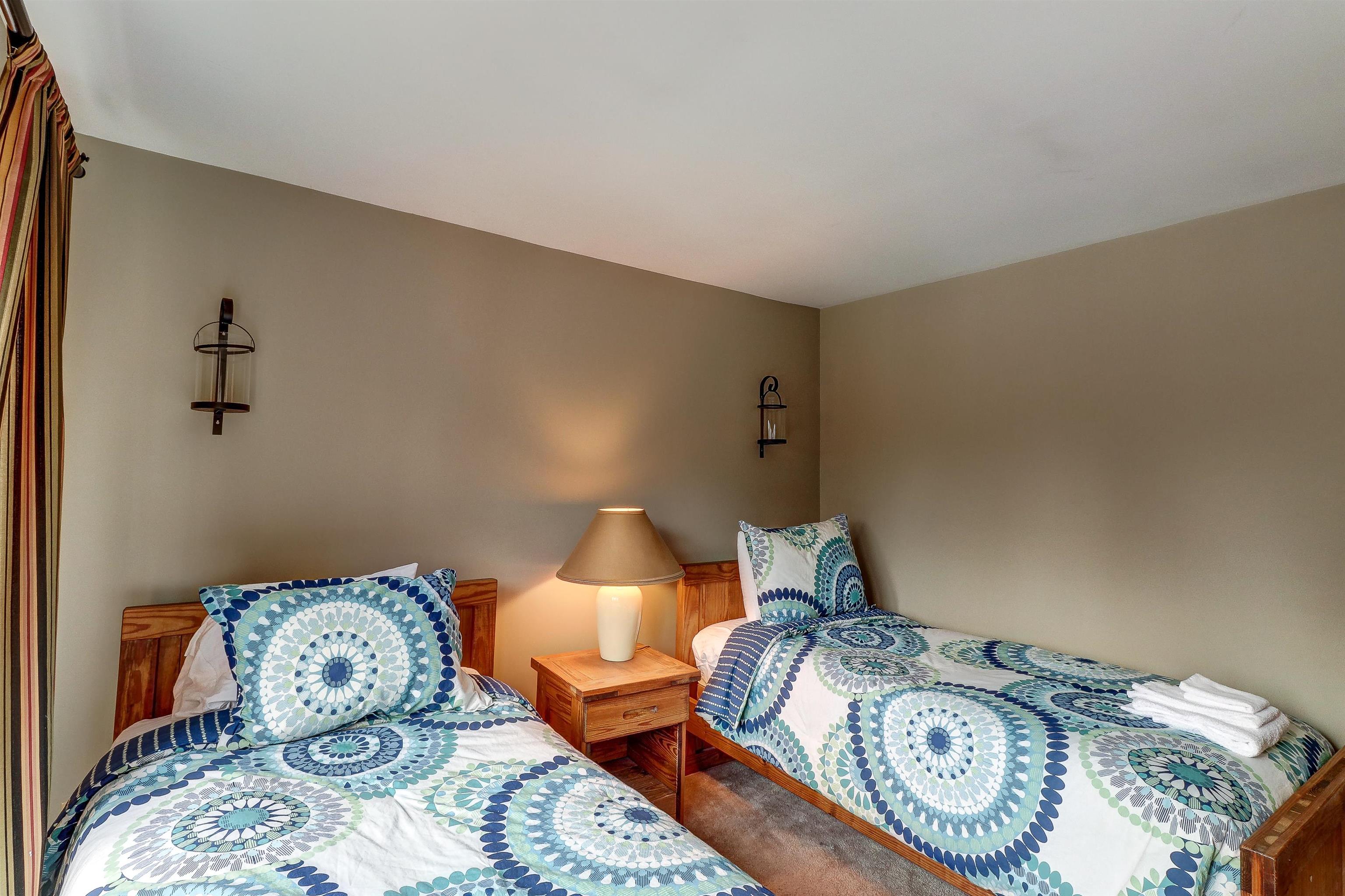 232 Grand Hollow Road, Unit 12 Warren, VT 05674 - Photo 35 of 38 Gallery Image 35