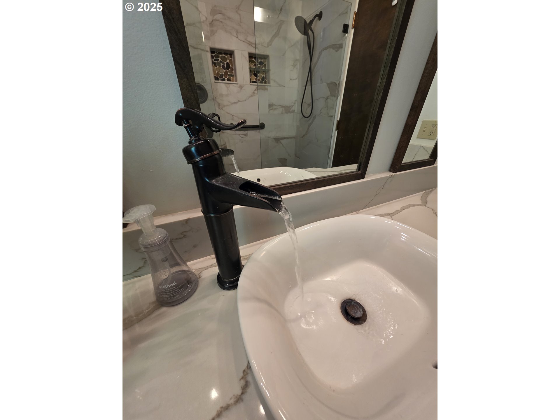 56100 High Point Road Otis, OR 97368 - Photo 24 of 47 a bathroom with a sink