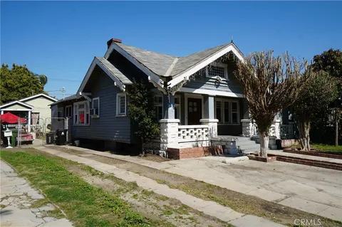 $699,998 | 1323 West 41st Street, Los Angeles, CA 90037