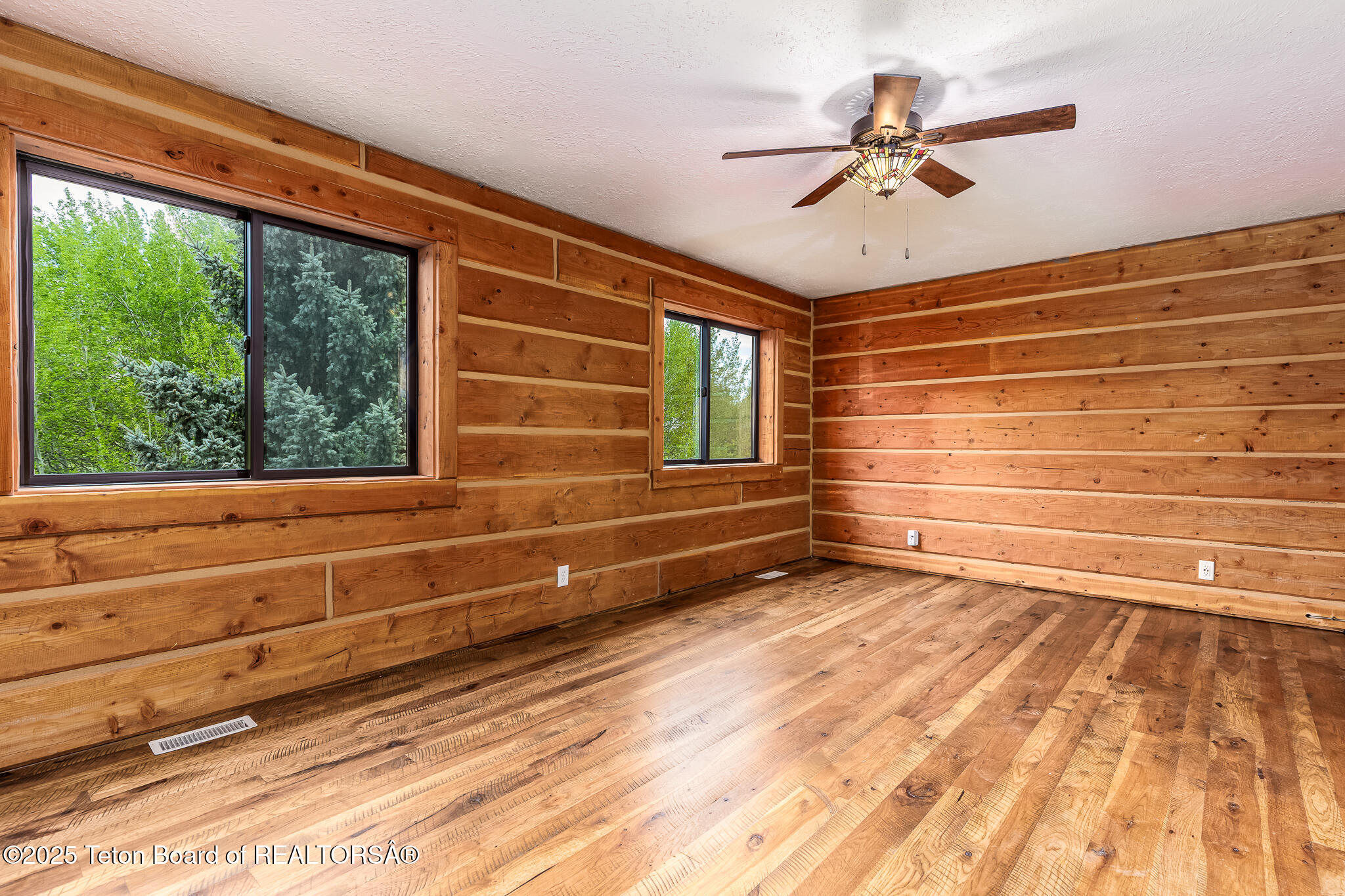 1905 Beaver Drive Alta, WY 83414 - Photo 21 of 73 Primary Bedroom