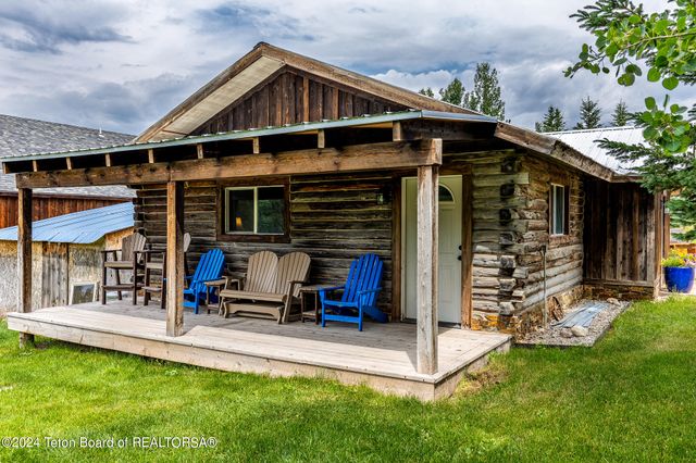 $2,550,000 | 1905 Beaver Drive, Alta, WY 83414