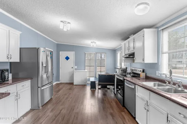 $194,500 | 155 Narcie Turner Lane, Pink Hill, NC 28572