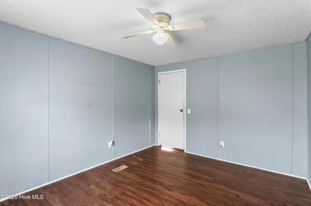 $194,500 | 155 Narcie Turner Lane, Pink Hill, NC 28572