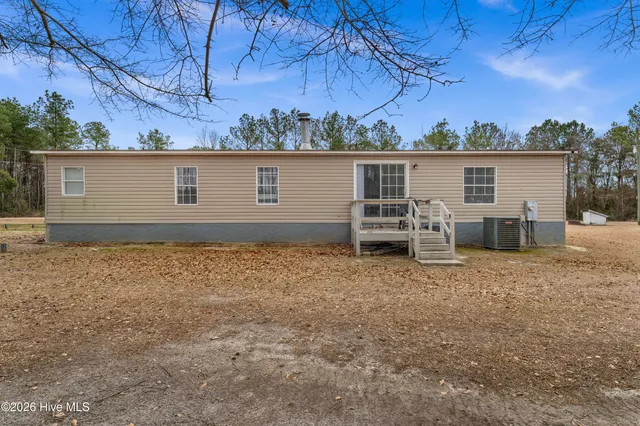 $194,500 | 155 Narcie Turner Lane, Pink Hill, NC 28572