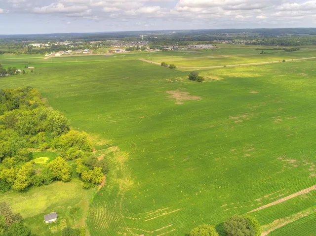 $1,789,000 | Xxx 65th Avenue, Osceola, WI 54020