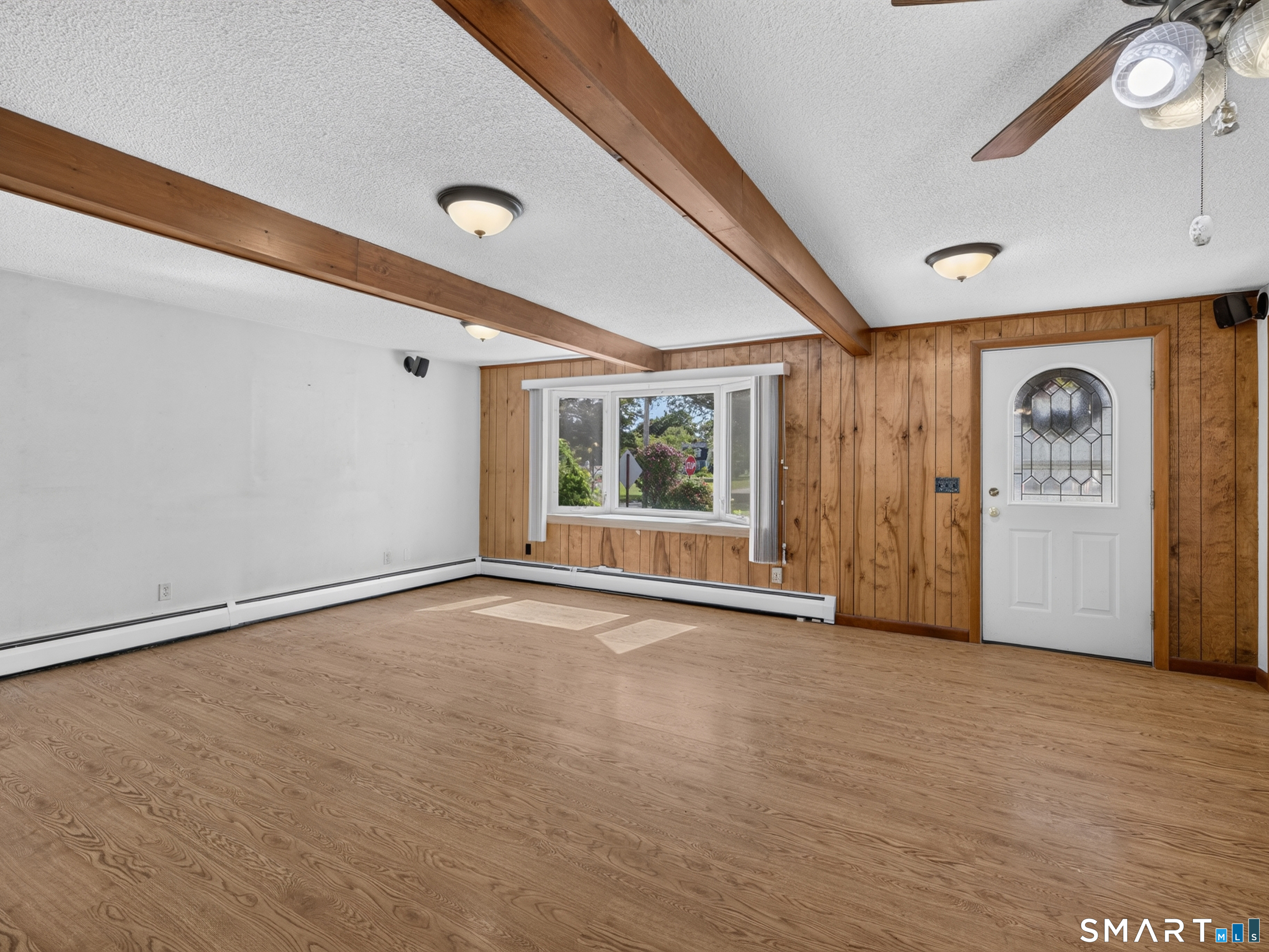 9 W Road East Lyme, CT 06357 - Photo 7 of 40
