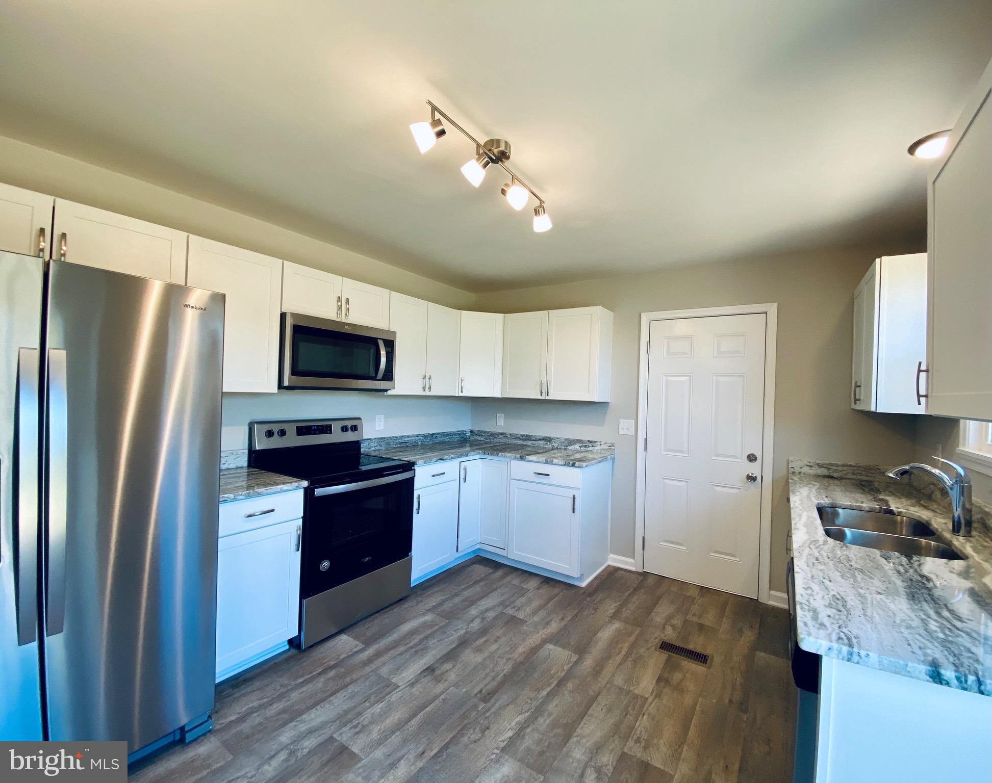 2318 Orange Road Culpeper, VA 22701 - Photo 6 of 31 Gallery Image 6