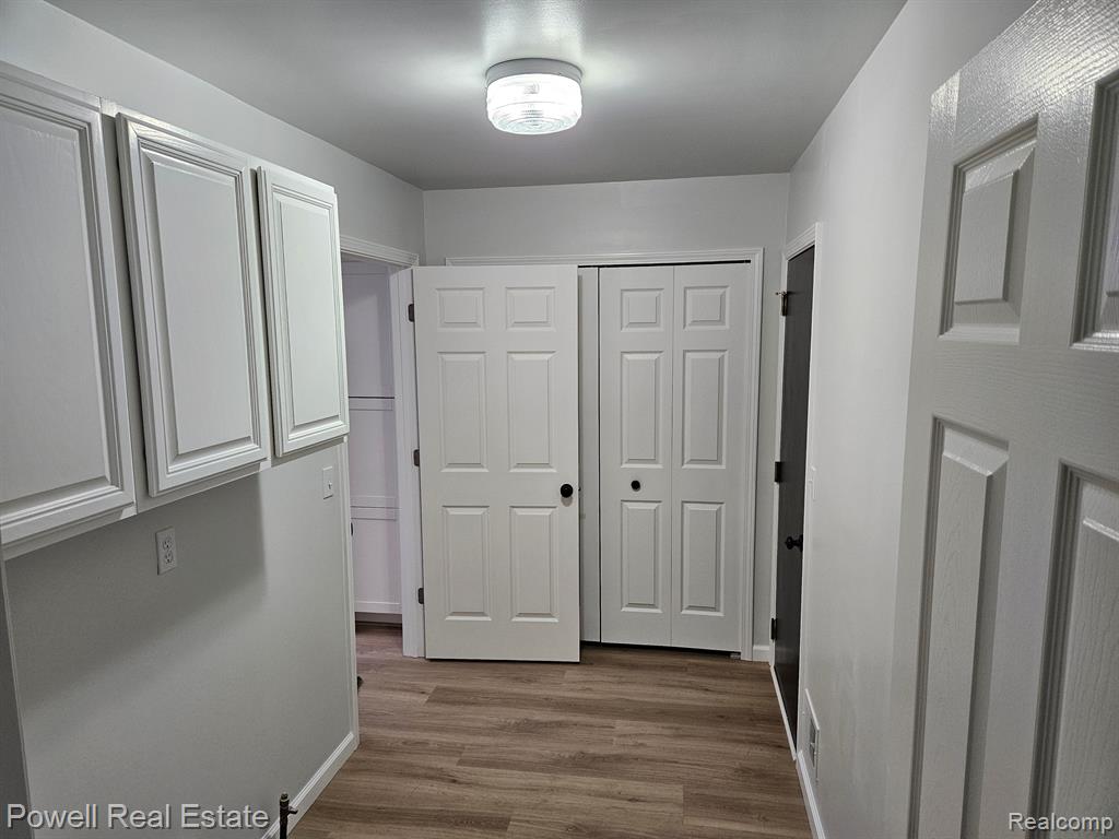 48711 Bridgeview Court Utica, MI 48315 - Photo 14 of 17