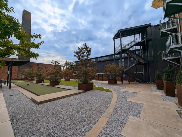 $2,450 | 1350 Rosa L Parks Boulevard, Unit 416, Nashville, TN 37208