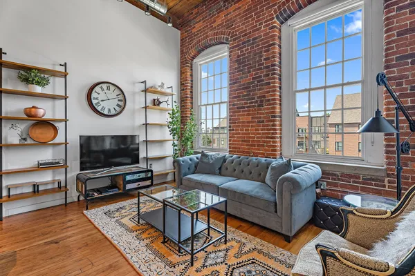 $2,450 | 1350 Rosa L Parks Boulevard, Unit 416, Nashville, TN 37208