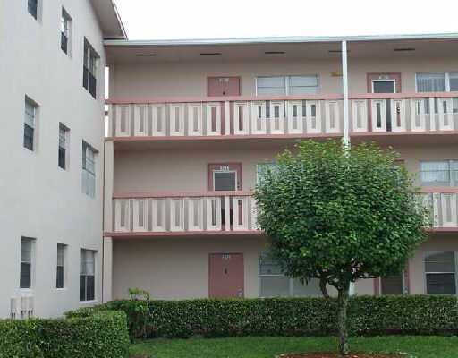 585 Mansfield M, Unit 585 Boca Raton, FL 33434 - Photo 1 of 1 Primary Photo