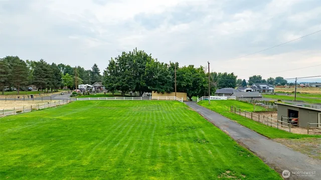 a view of building with outdoor space