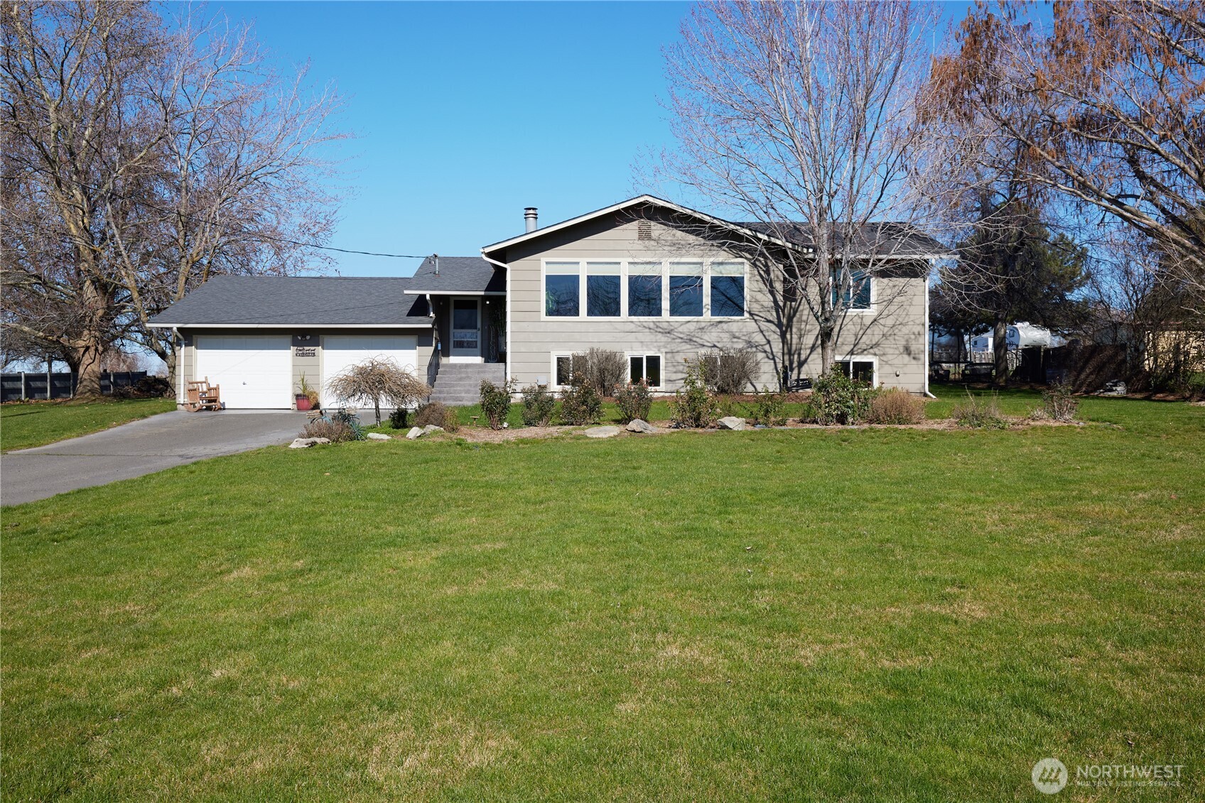 371 Hill Road Walla Walla, WA 99362 - Photo 4 of 40