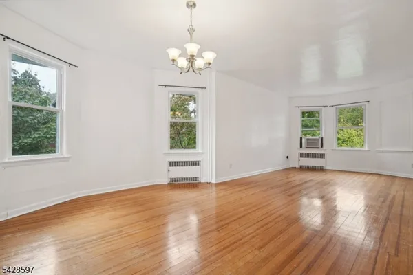 $4,800 | 82 Park Place, Unit 2, South Orange, NJ 07079