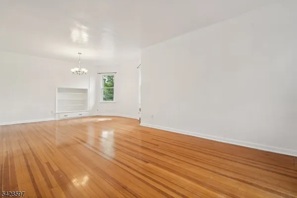 $4,800 | 82 Park Place, Unit 2, South Orange, NJ 07079