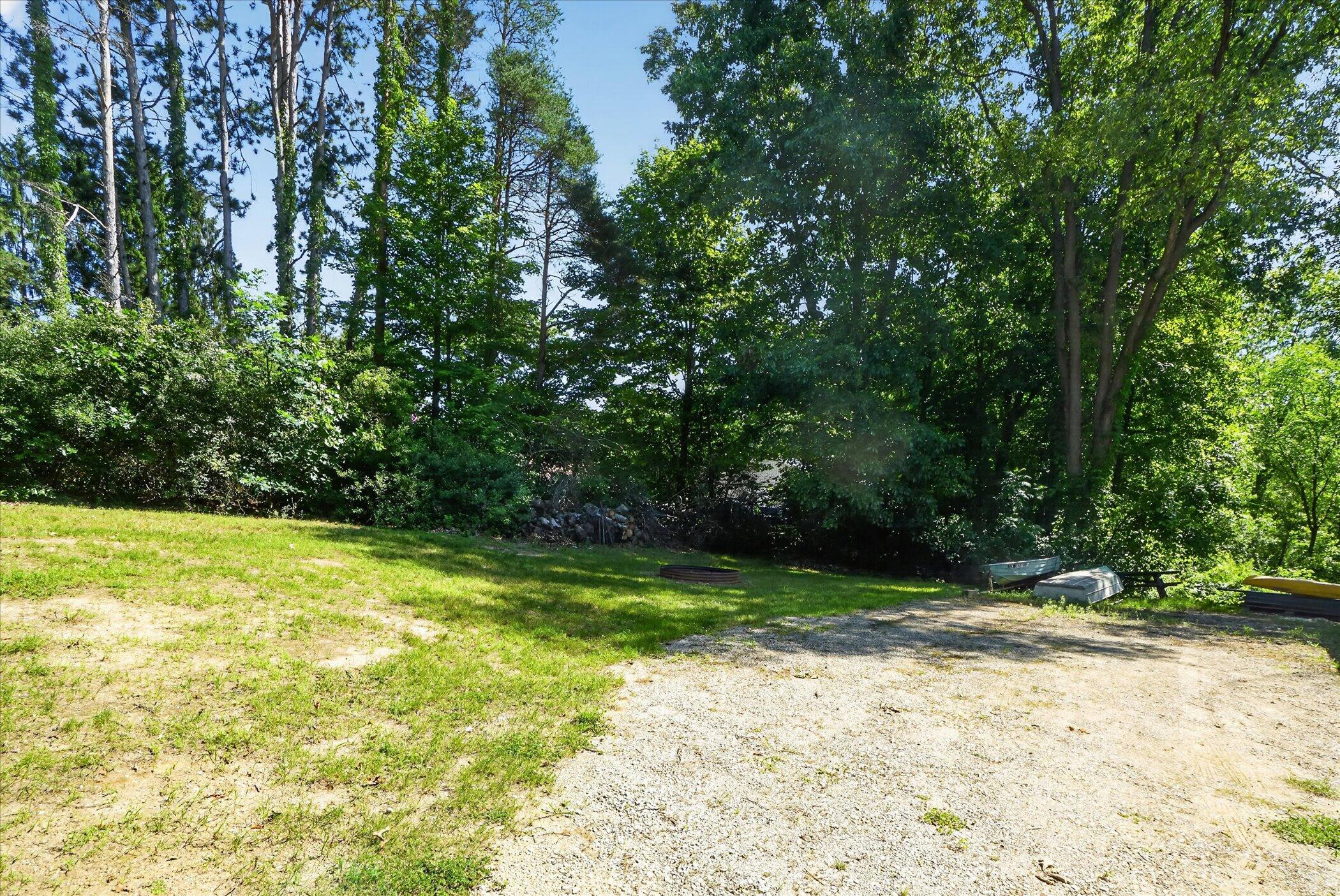 401 South Whitmore Road Hastings, MI 49058 - Photo 44 of 59 43-401-S-Whitmore-Rd-Hastings-WindowStil