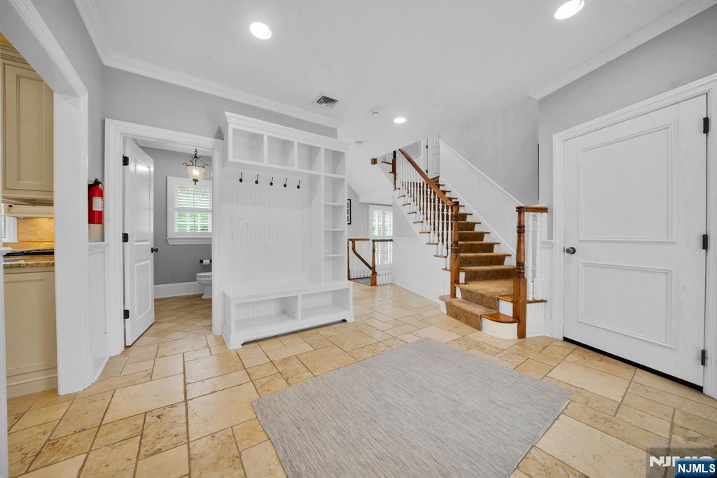 222 Deep Brook Road Wyckoff, NJ 07481 - Photo 20 of 50
