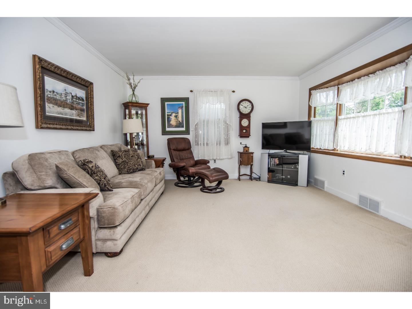 45 Ridgley Street Mount Holly, NJ 08060 - Photo 5 of 25