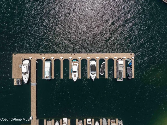 $300,000 | 1100 East Lakeshore Drive, Unit E7, Coeur D'Alene, ID 83814