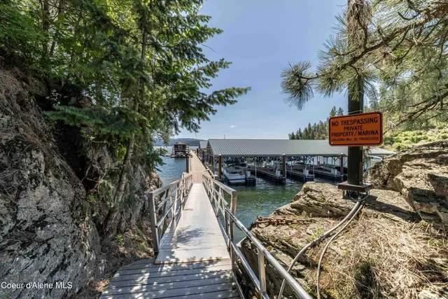 $300,000 | 1100 East Lakeshore Drive, Unit E7, Coeur D'Alene, ID 83814