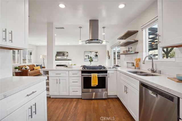 $975,000 | 11714 Wilkie Avenue, Hawthorne, CA 90250