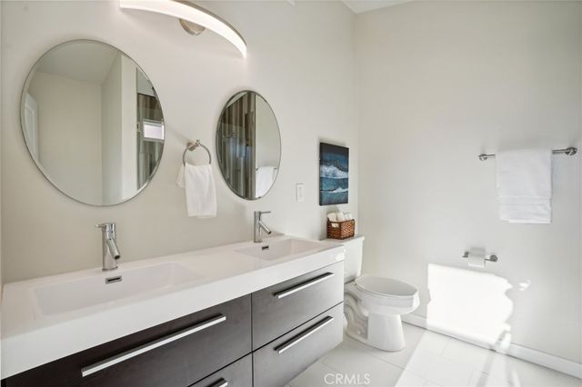 $975,000 | 11714 Wilkie Avenue, Hawthorne, CA 90250