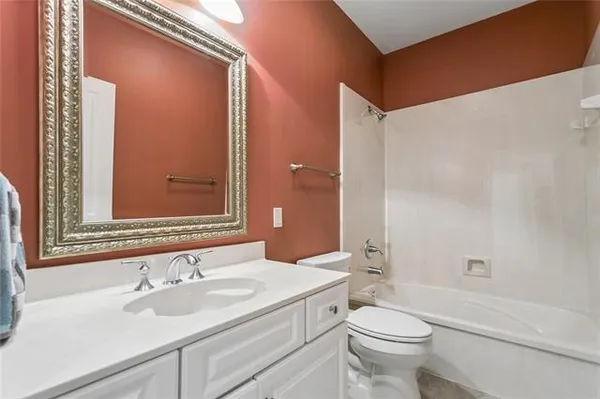 $1,585,000 | 11525 Oak Hill Lane, Folsom, LA 70437