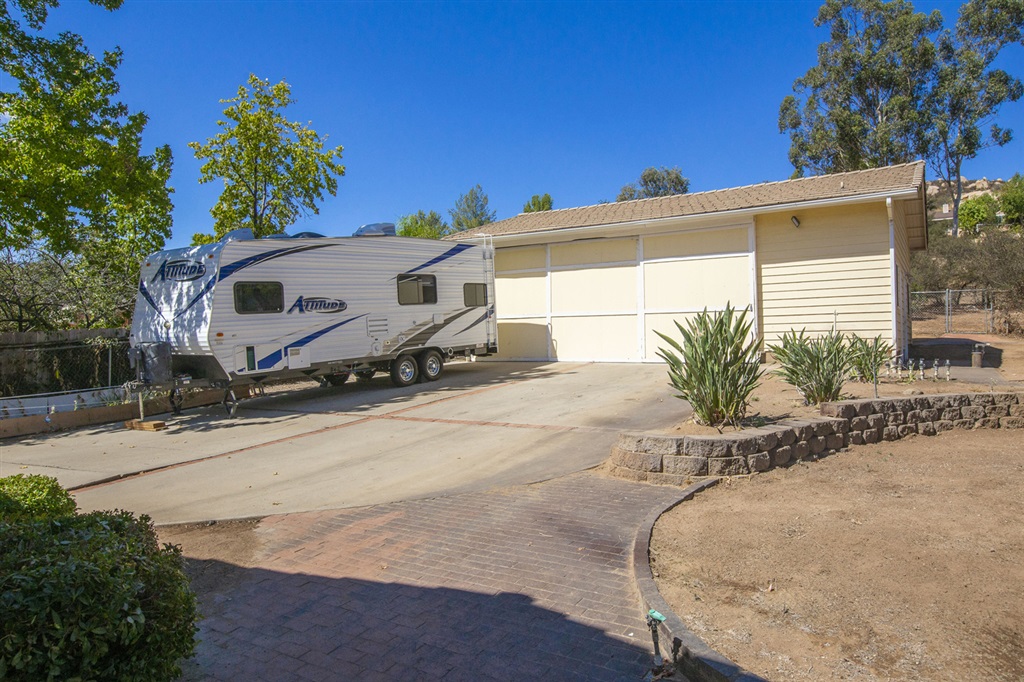 16526 Dartolo Road Ramona, CA 92065 - Photo 10 of 10 Gallery Image 10