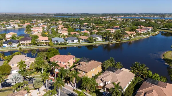 $1,224,300 | 18991 Southwest 32nd Street, Miramar, FL 33029
