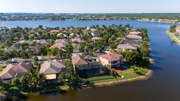 $1,224,300 | 18991 Southwest 32nd Street, Miramar, FL 33029