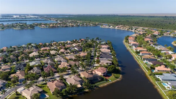 $1,224,300 | 18991 Southwest 32nd Street, Miramar, FL 33029