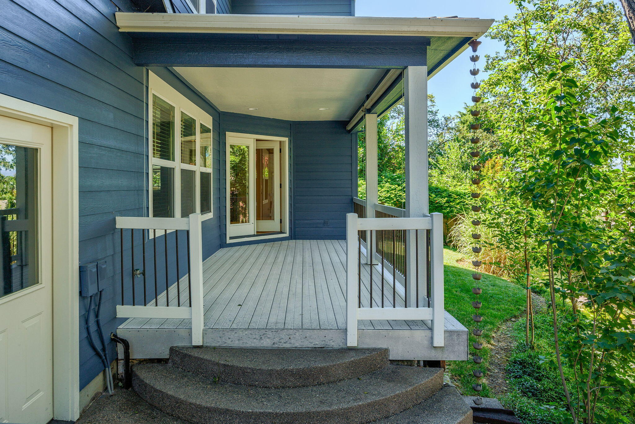 523 Ridgeway Avenue Central Point, OR 97502 - Photo 59 of 68 59