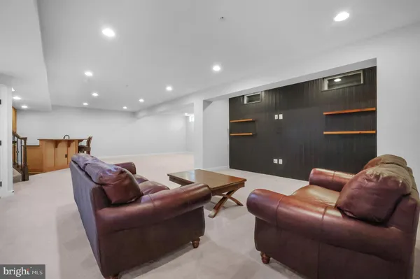 $1,395,000 | 9944 Cypress Way, Laurel, MD 20723