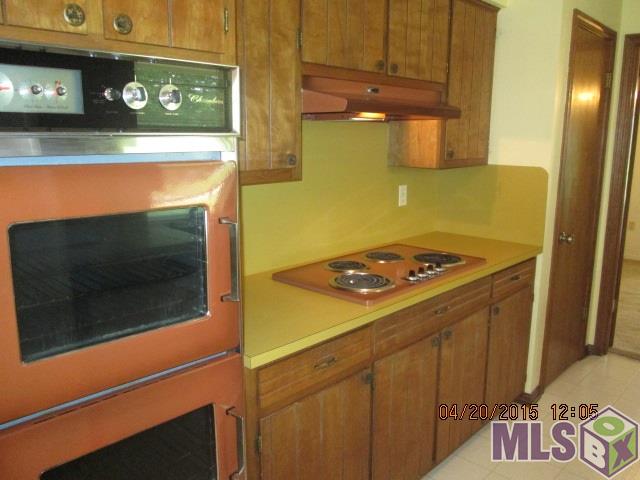 10006 Azrok Avenue Baton Rouge, LA 70809 - Photo 7 of 12
