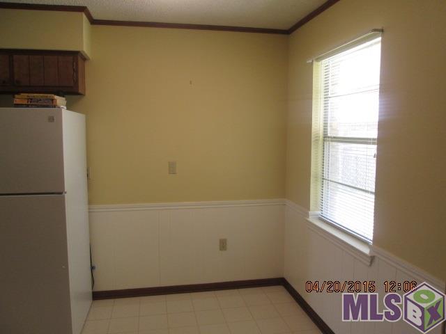 10006 Azrok Avenue Baton Rouge, LA 70809 - Photo 9 of 12