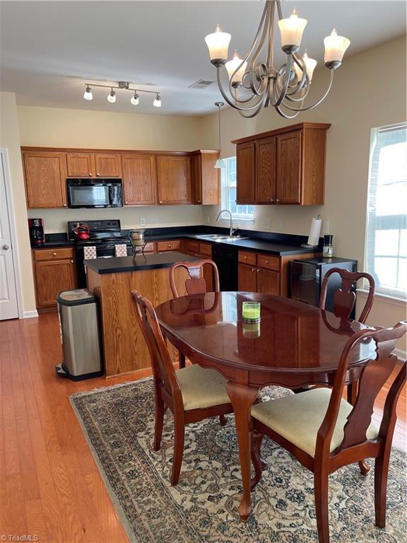 2221 Rindle Drive High Point, NC 27262 - Photo 8 of 25 Gallery Image 8