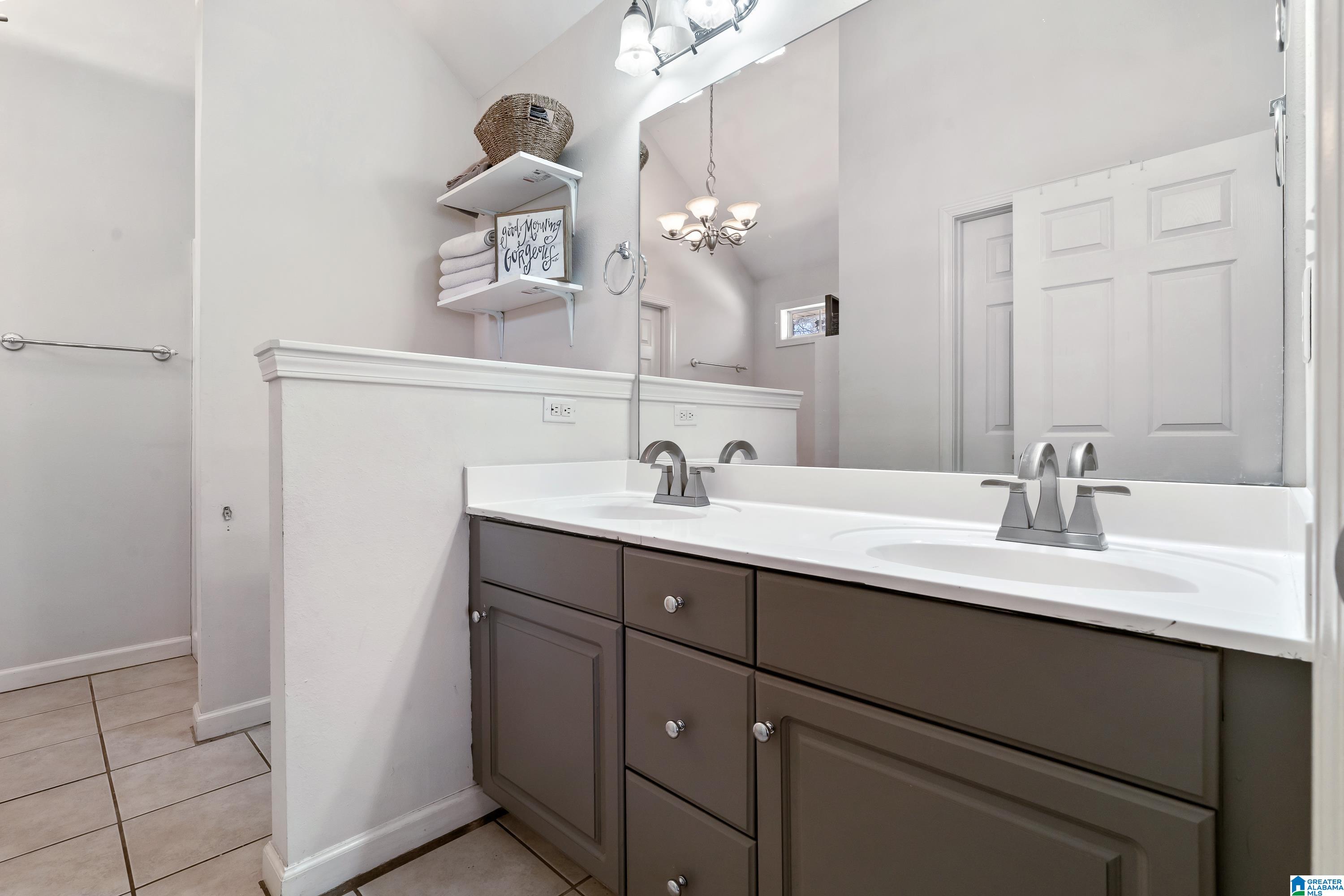 208 Silverstone Lane Alabaster, AL 35007 - Photo 17 of 35 Gallery Image 17