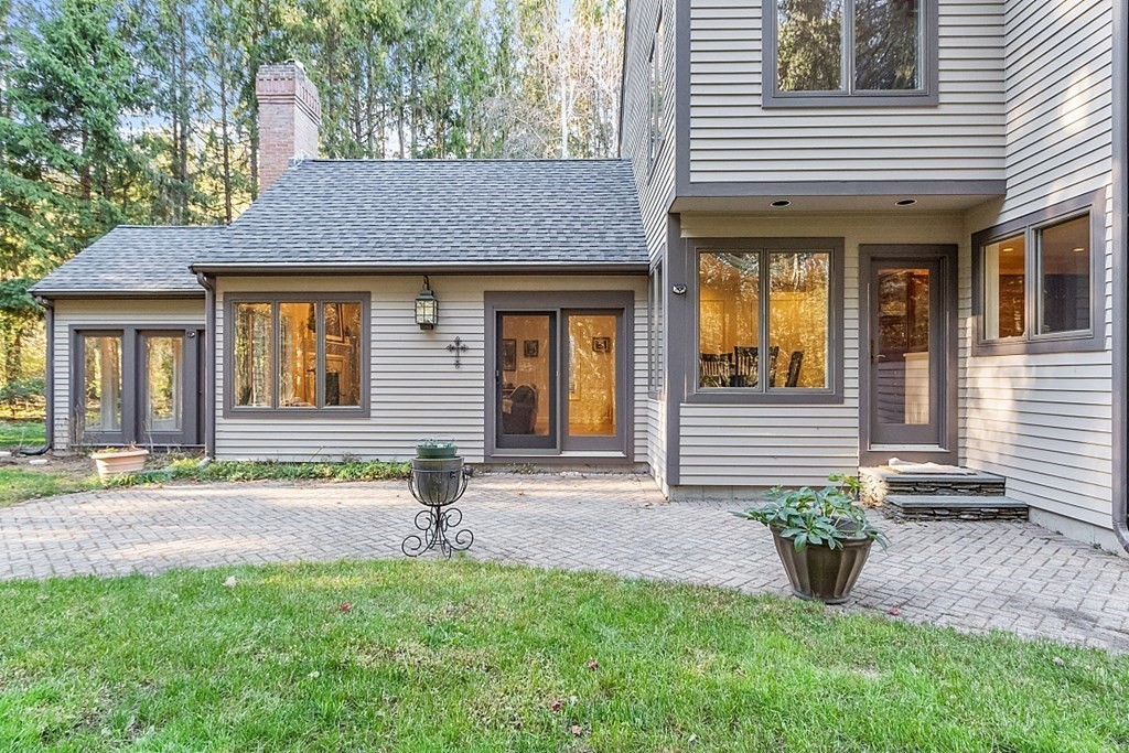 18 Dana Road Boxford, MA 01921 - Photo 3 of 42