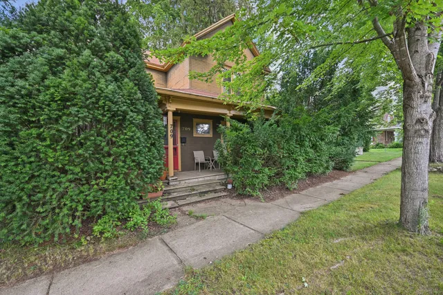 $119,900 | 709 Regent Street, Niles, MI 49120