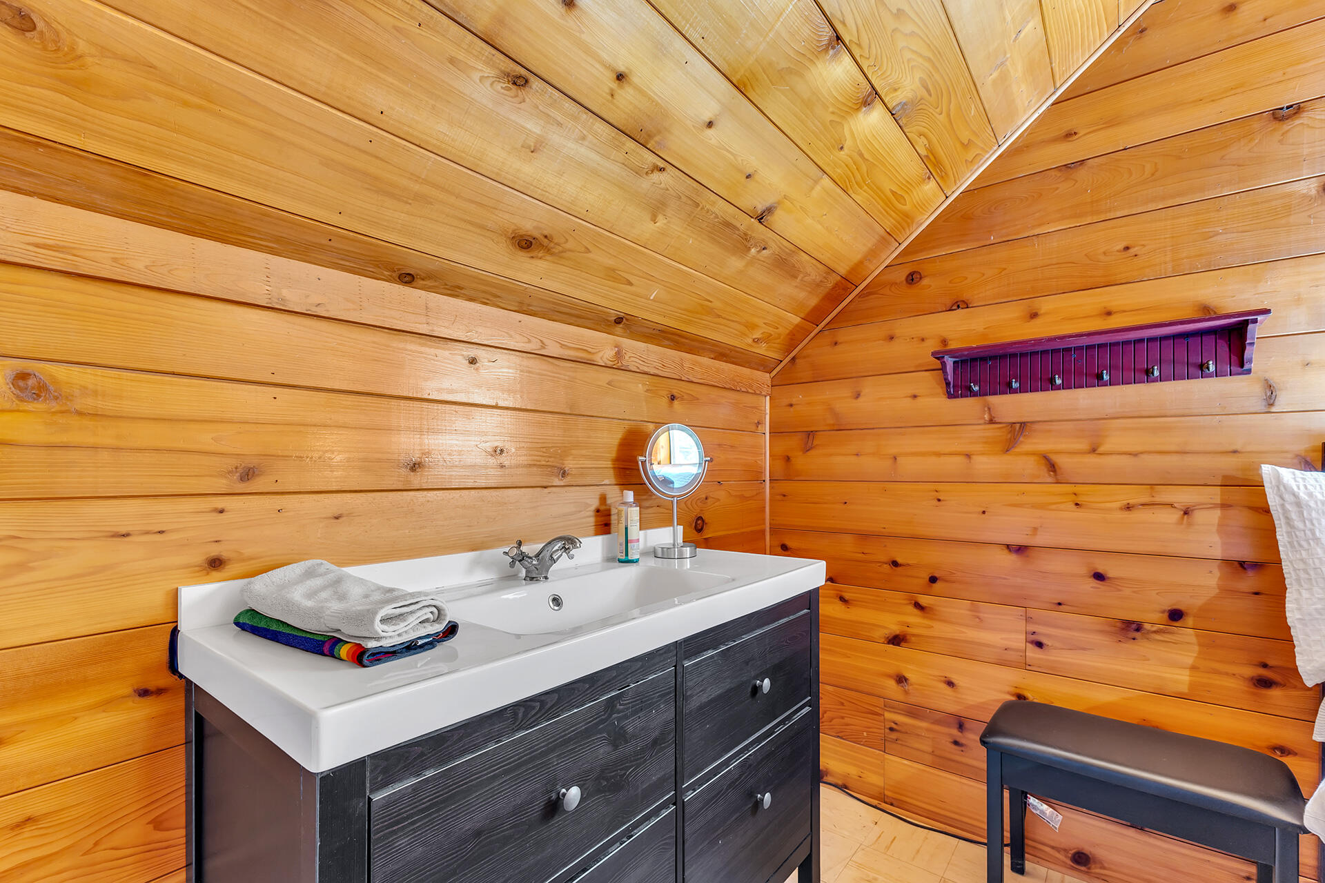 52646 Chickadee Lane Idyllwild, CA 92549 - Photo 43 of 73 a bathroom with a sink and a mirror
