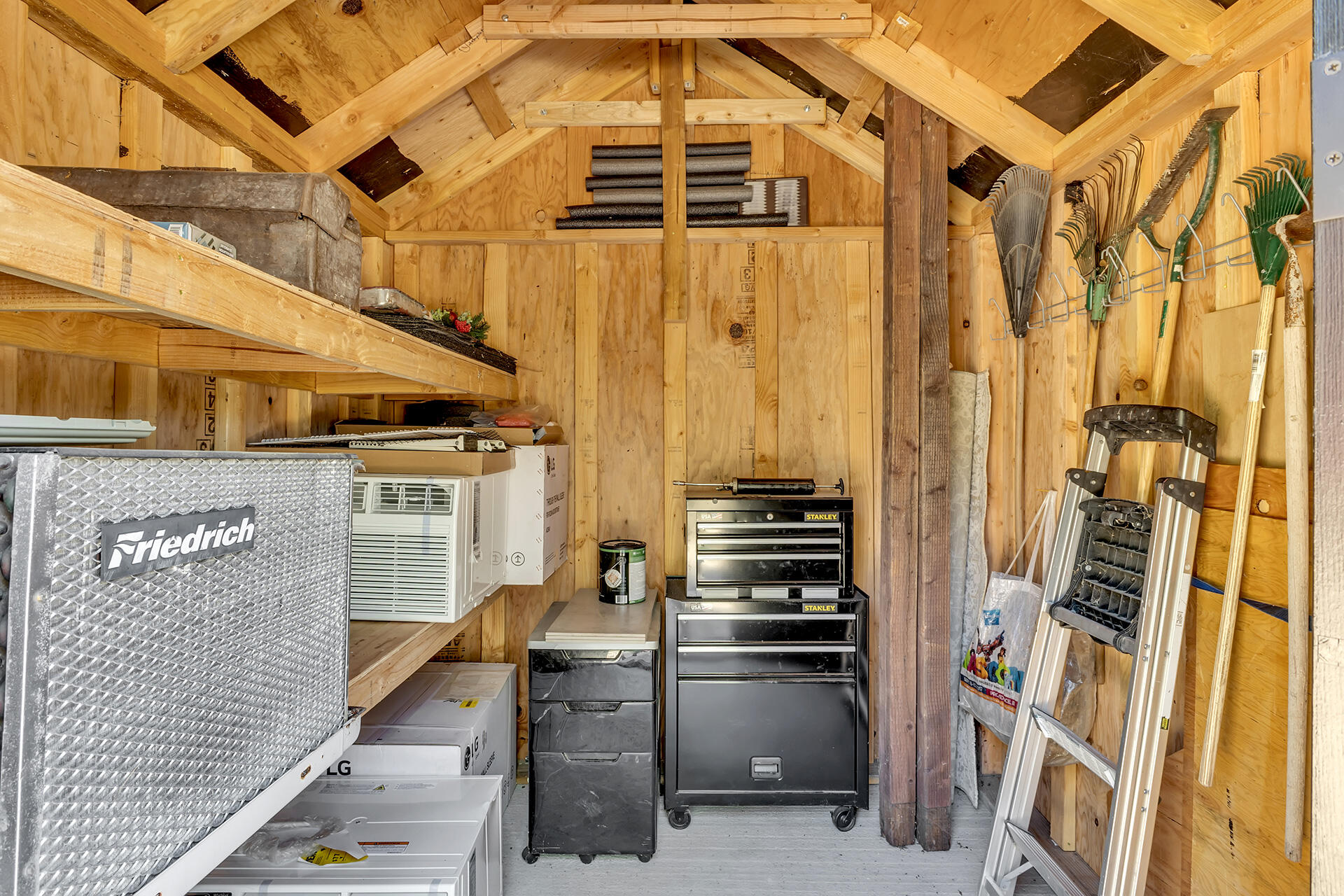 52646 Chickadee Lane Idyllwild, CA 92549 - Photo 61 of 73 IMG_2501